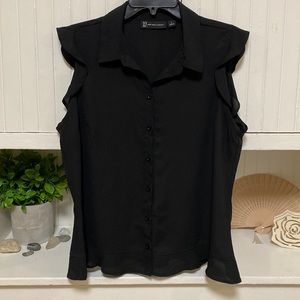 Sleeveless Button Front Flouncy Top - New York & Co. / Large